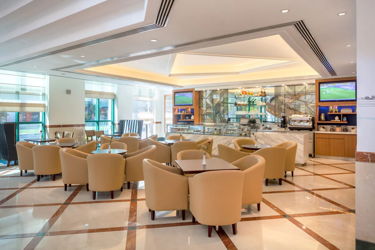 رستوران هتل کورال دبی دیره